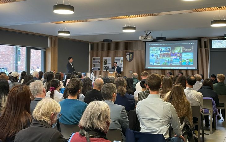 President Simon Ho and Professor Joshua Mok Presented at the Centre for Global Higher Education of University of Oxford